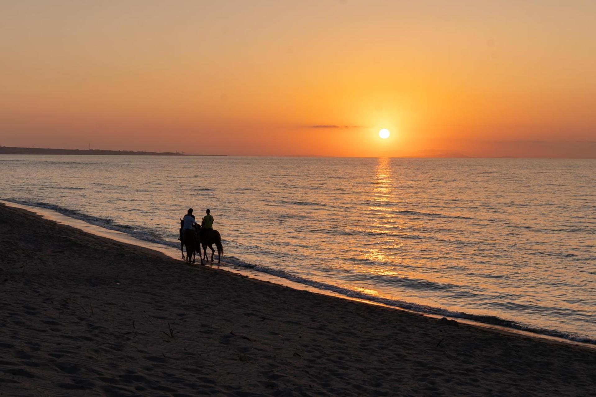 Q Resort Marina di Sorso ภายนอก รูปภาพ