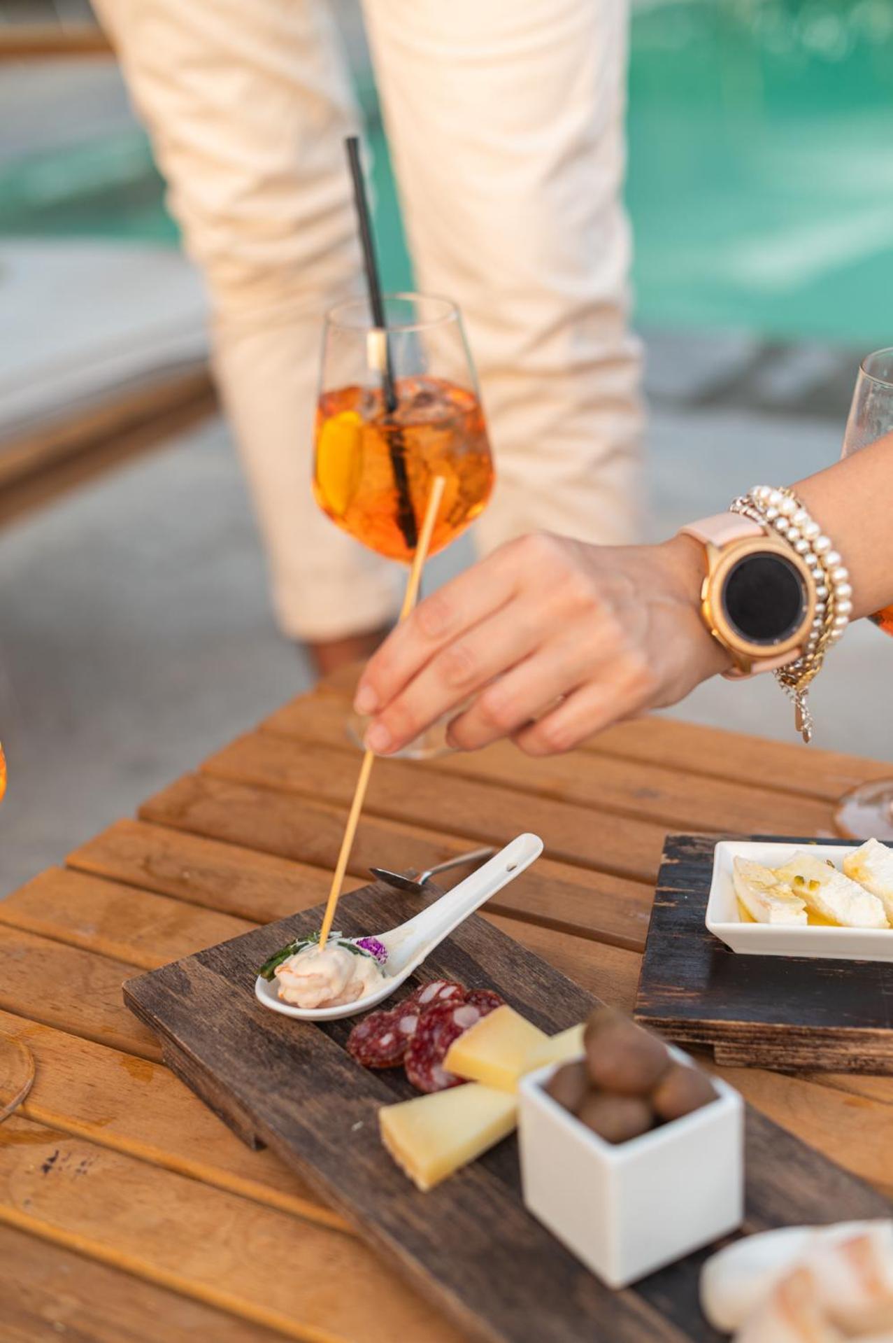 Q Resort Marina di Sorso ภายนอก รูปภาพ